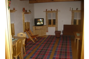 Eslovaquia Chata Závadka nad Hronom, Exterior